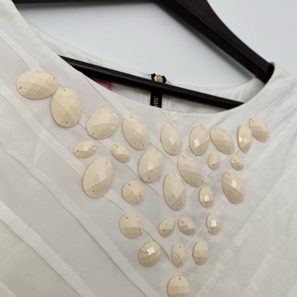 Phoebe Couture Embellished White Shift Cocktail Dress - Picture 7 of 14